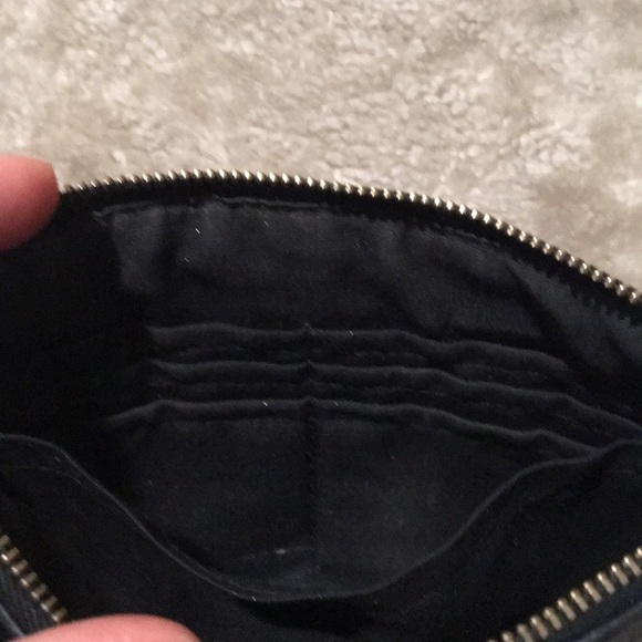 Gently used coach wristlet. Make me an offer!measurements  5x8 - Picture 2 of 2